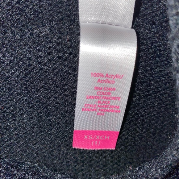 Cute juniors size XS (1) “Santa’s favorite” Sweater with hood - Picture 6 of 7